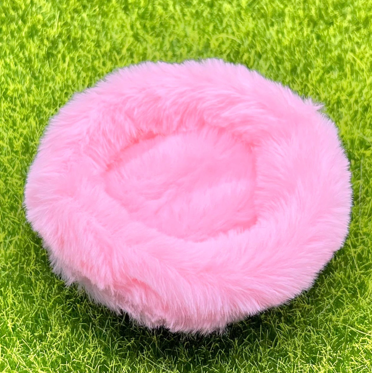 Mini Fluffy Bed For Teeny Weenie Babies®