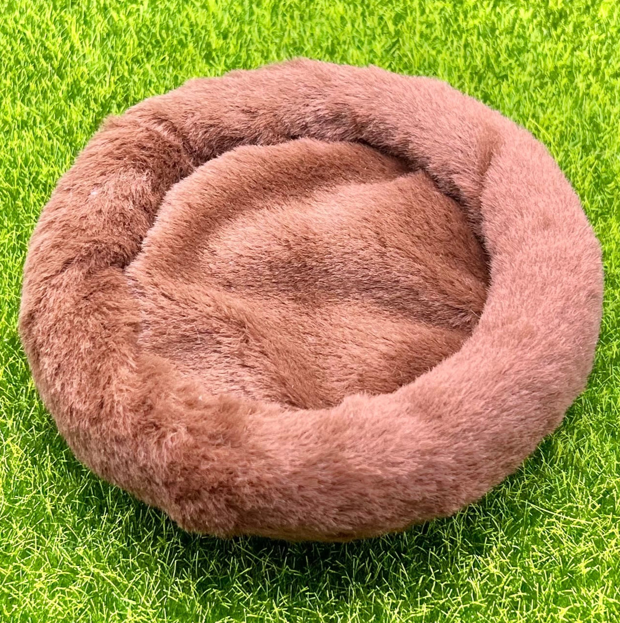 Round Fluffy Bed