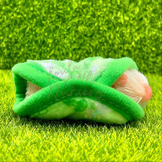 Tiny Snuggly Blanket For Teeny Weenie Babies®