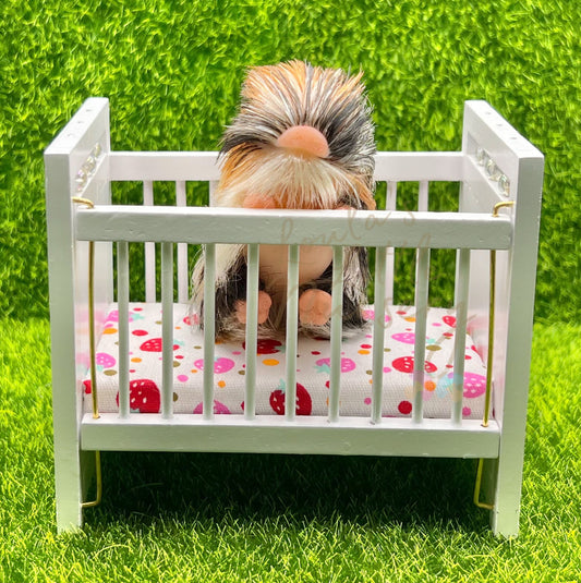 Crib For Teeny Weenie Babies®