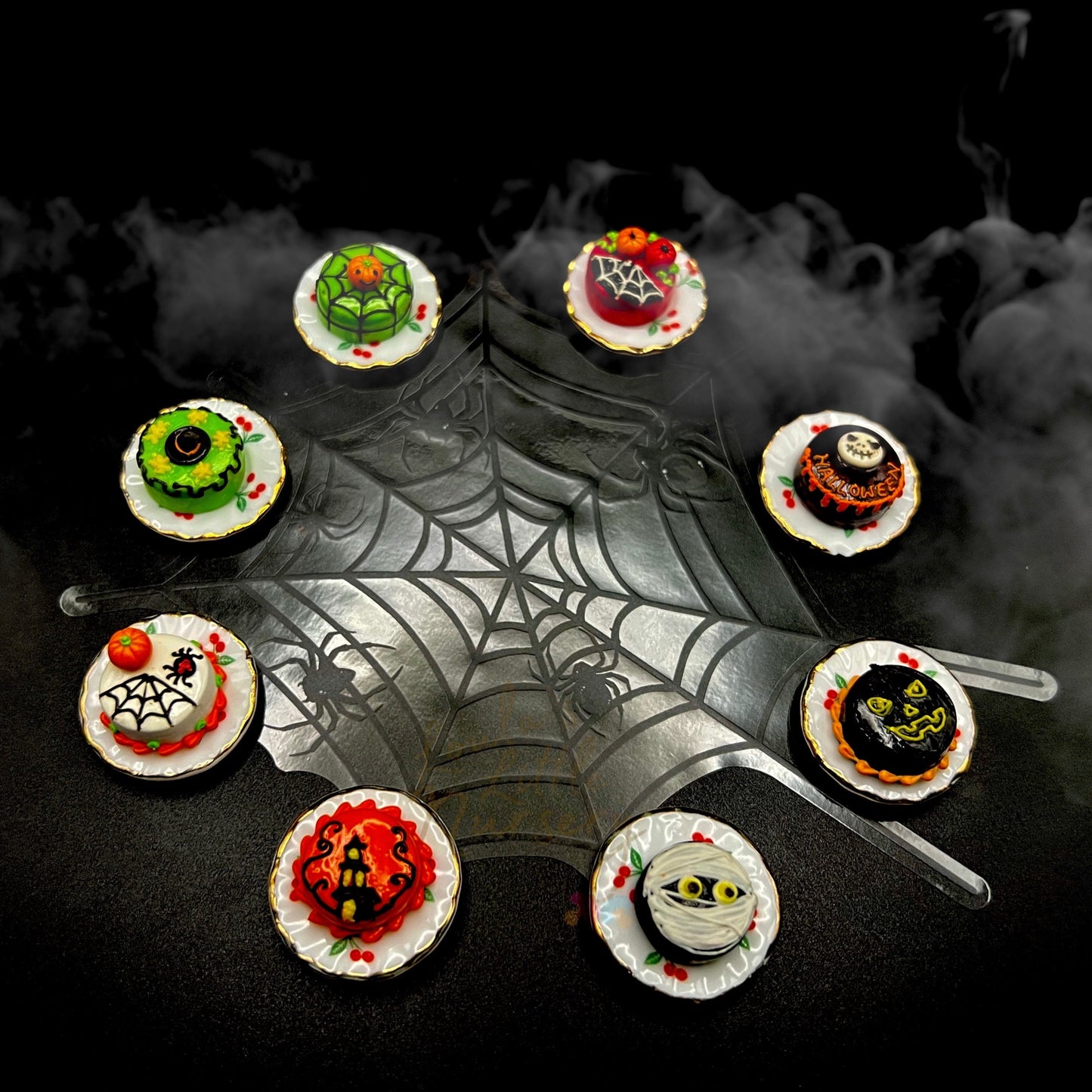 Halloween Cake & Plate Set