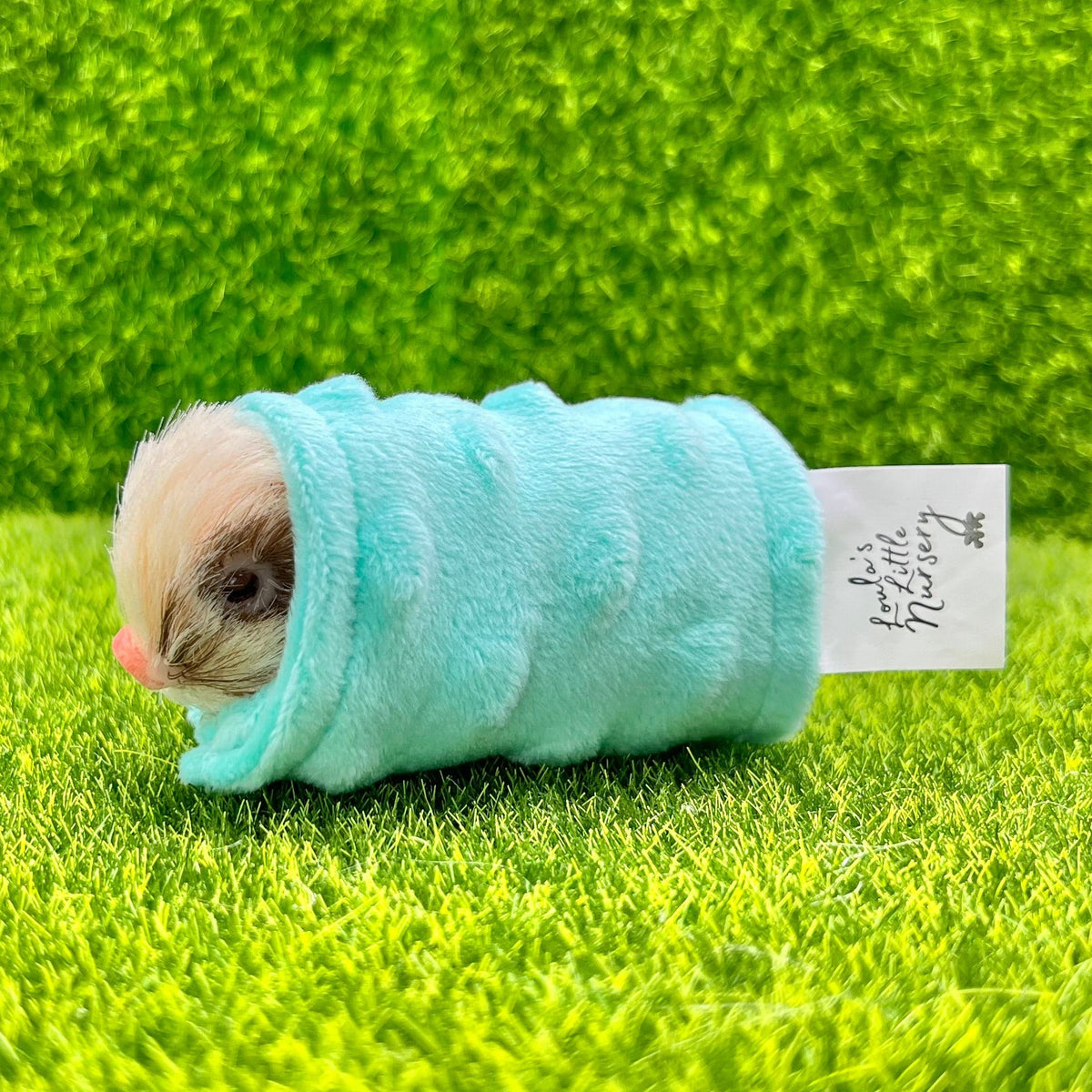 Tiny Snuggly Bubble Blanket For Teeny Weenie Babies®